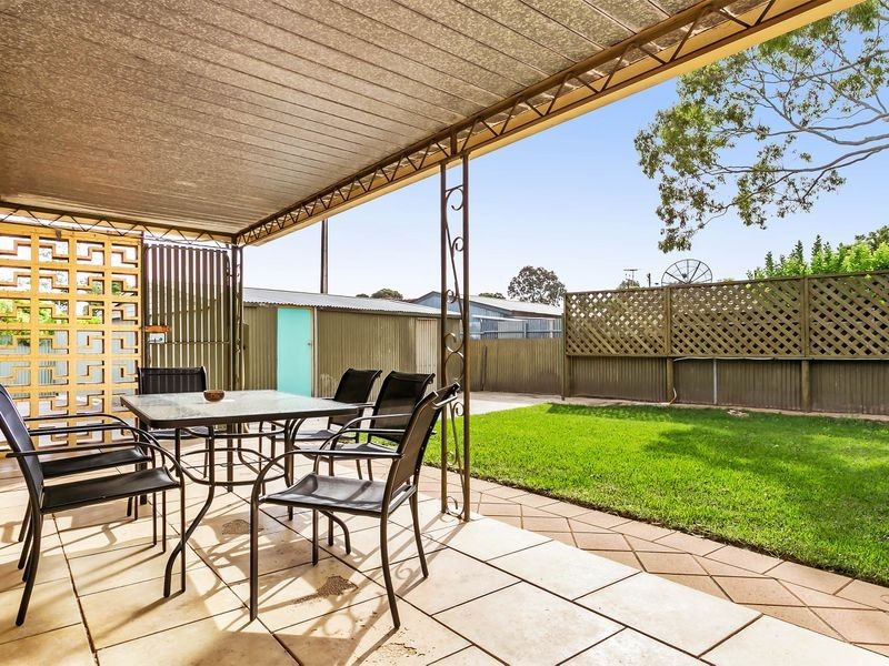 11 Barnes Crescent, Parafield Gardens SA 5107