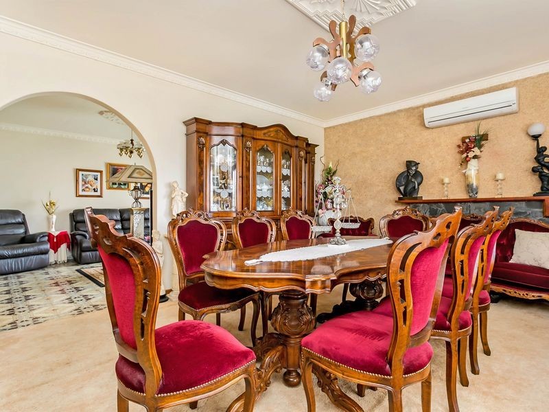 83 Military Road, Tennyson SA 5022