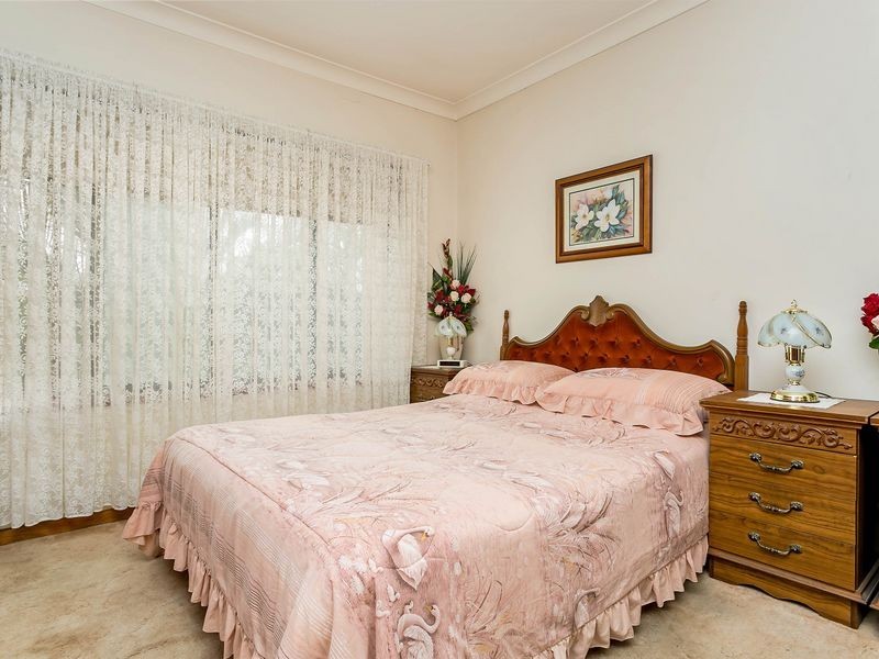 83 Military Road, Tennyson SA 5022