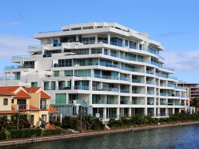 74/155 Brebner Drive, West Lakes SA 5021