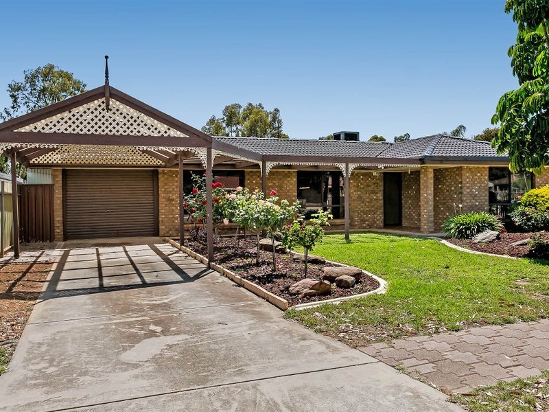 17 Santander Drive, Paralowie SA 5108