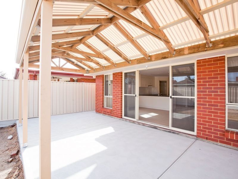 2a Cameron Avenue, Findon SA 5023