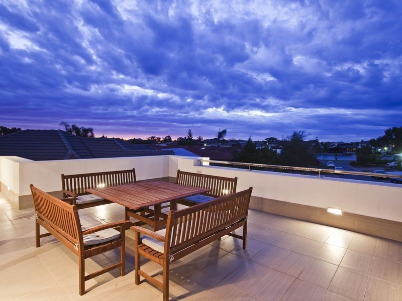 5 Colony Court, West Lakes SA 5021