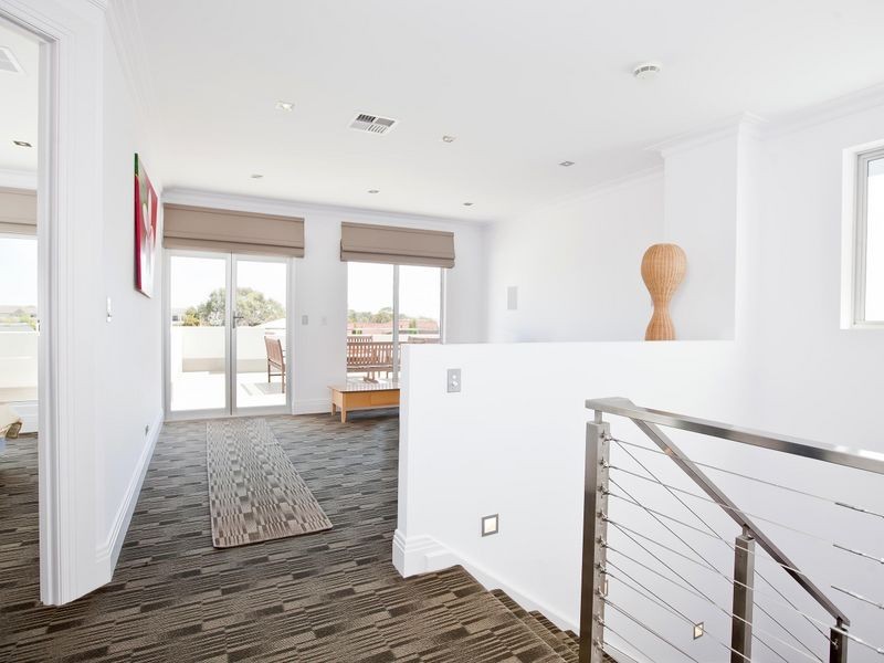 5 Colony Court, West Lakes SA 5021