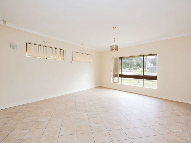 7 Solvay Road, Osborne SA 5017