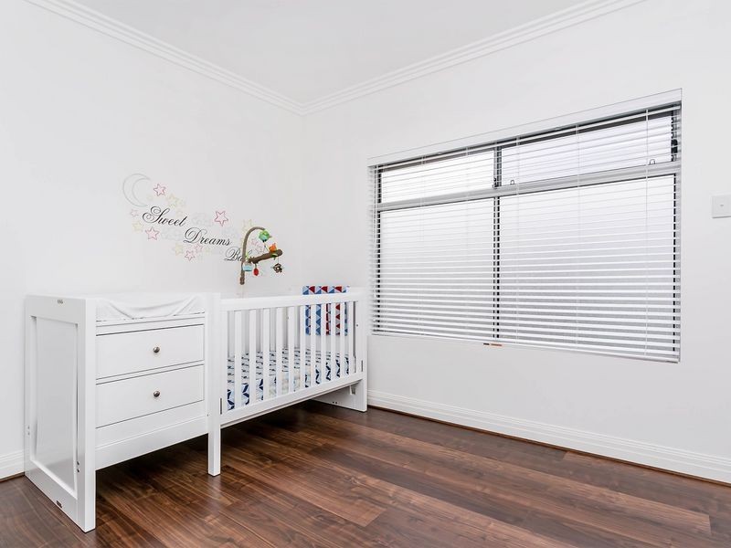 13 Thistle Avenue, Flinders Park SA 5025