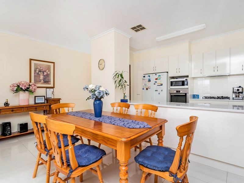 7/6 Sunrise Court, West Lakes SA 5021