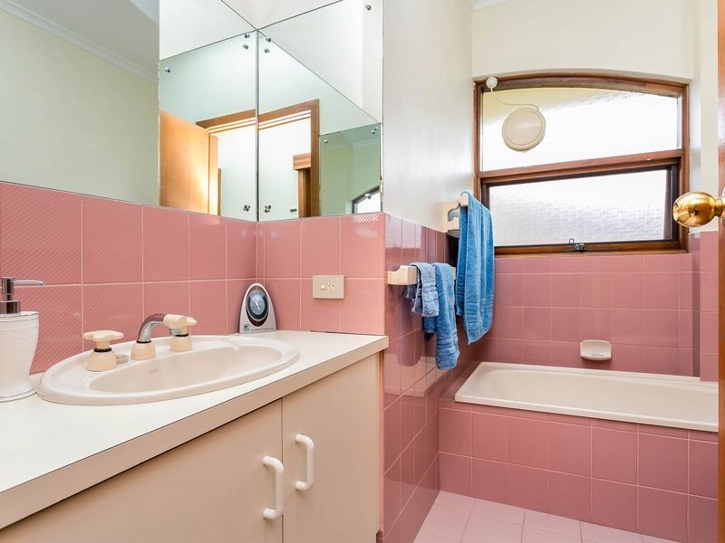 7/6 Sunrise Court, West Lakes SA 5021