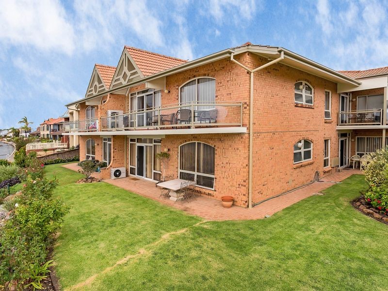 7/6 Sunrise Court, West Lakes SA 5021