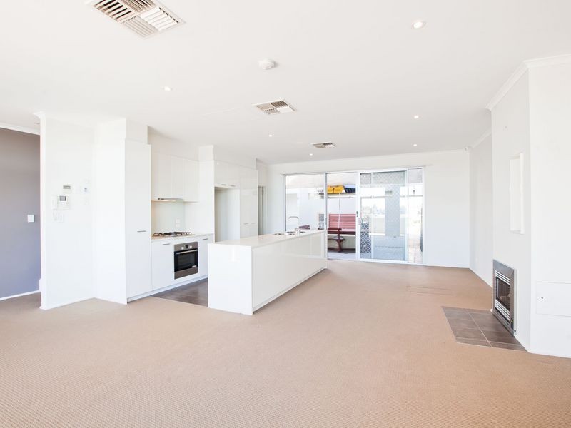 11 Karra Cove, New Port SA 5015