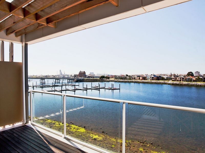 11 Karra Cove, New Port SA 5015