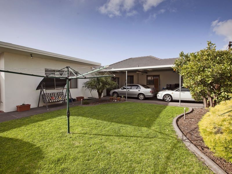 24 Mill Street, Seaton SA 5023