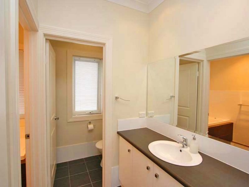 31 Manly Circuit, West Lakes Shore SA 5020