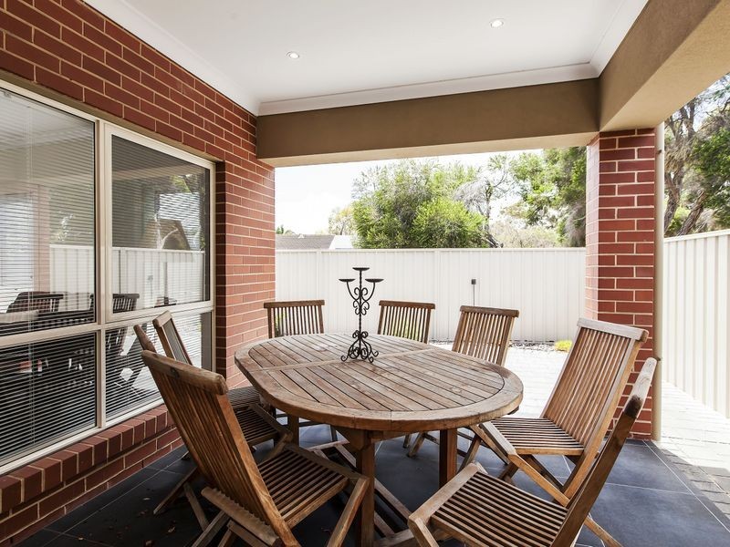 31 Manly Circuit, West Lakes Shore SA 5020