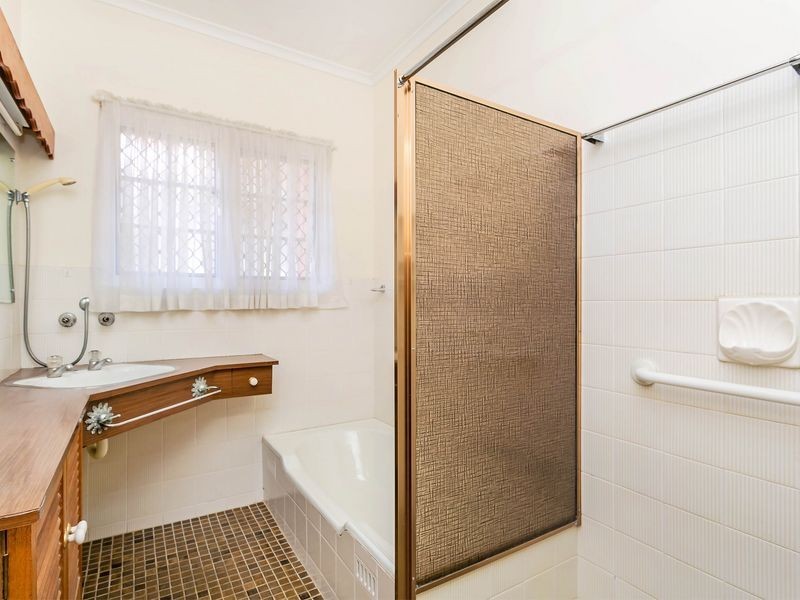 19 St Albans Terrace, Semaphore Park SA 5019