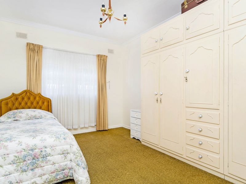 19 St Albans Terrace, Semaphore Park SA 5019