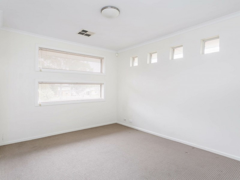 12 North Parade, Royal Park SA 5014