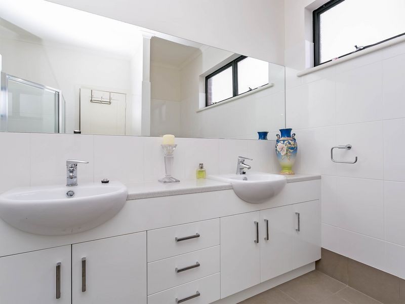 11 Edmund Road, Highbury SA 5089