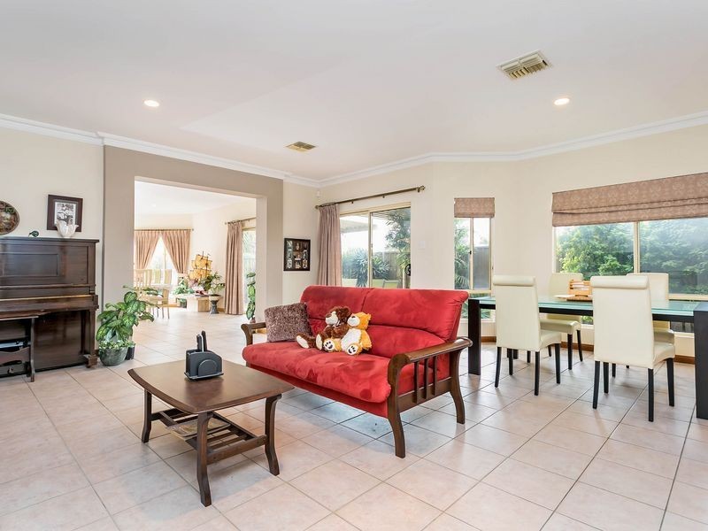 3 Hannam Avenue, Grange SA 5022