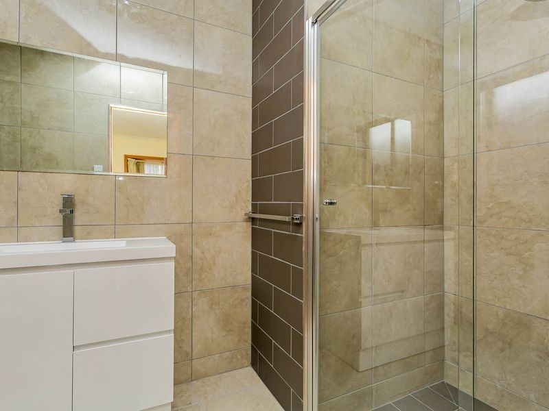 1/4 Dyer Court, West Lakes SA 5021