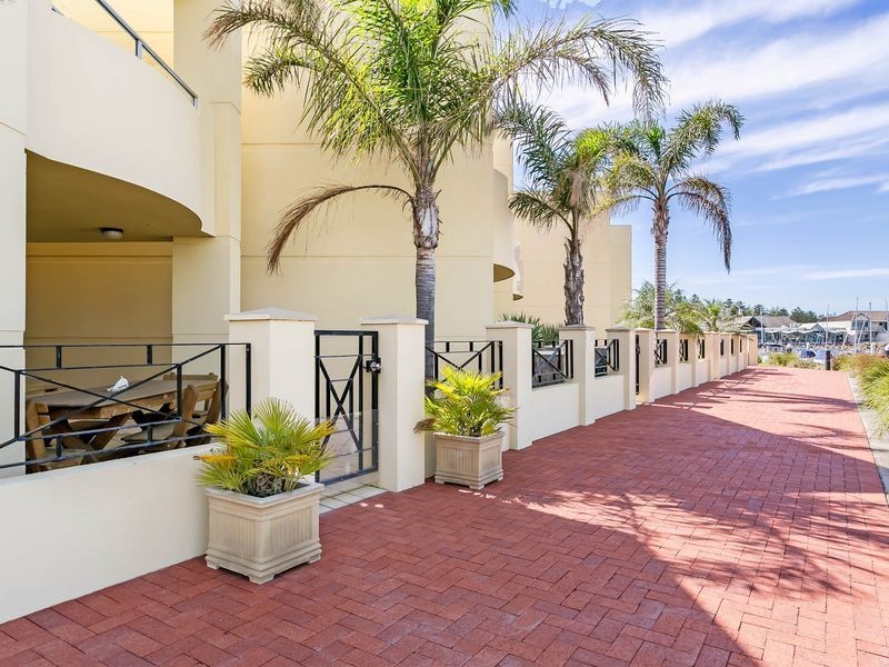 19b Alexa Road, North Haven SA 5018