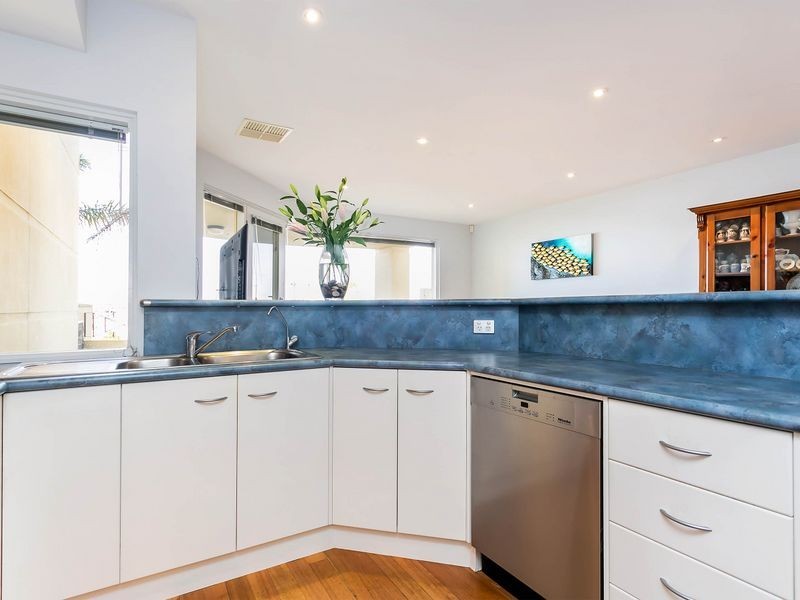 19b Alexa Road, North Haven SA 5018