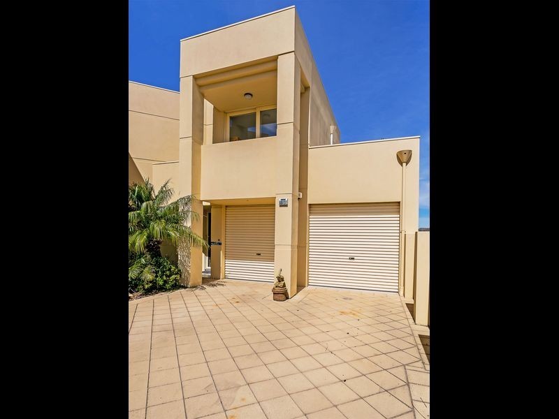 19b Alexa Road, North Haven SA 5018