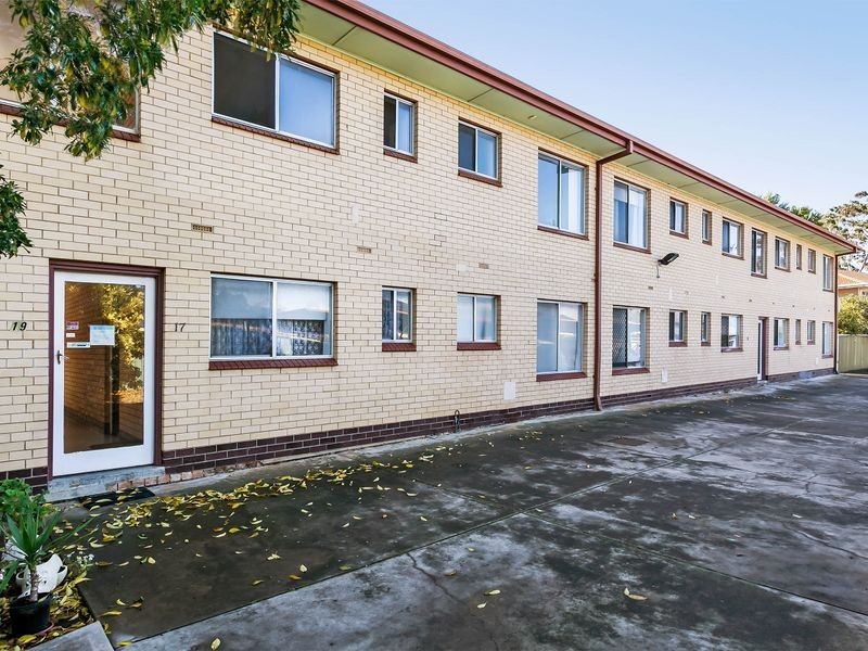 18/8 Montrose Avenue, Seaton SA 5023