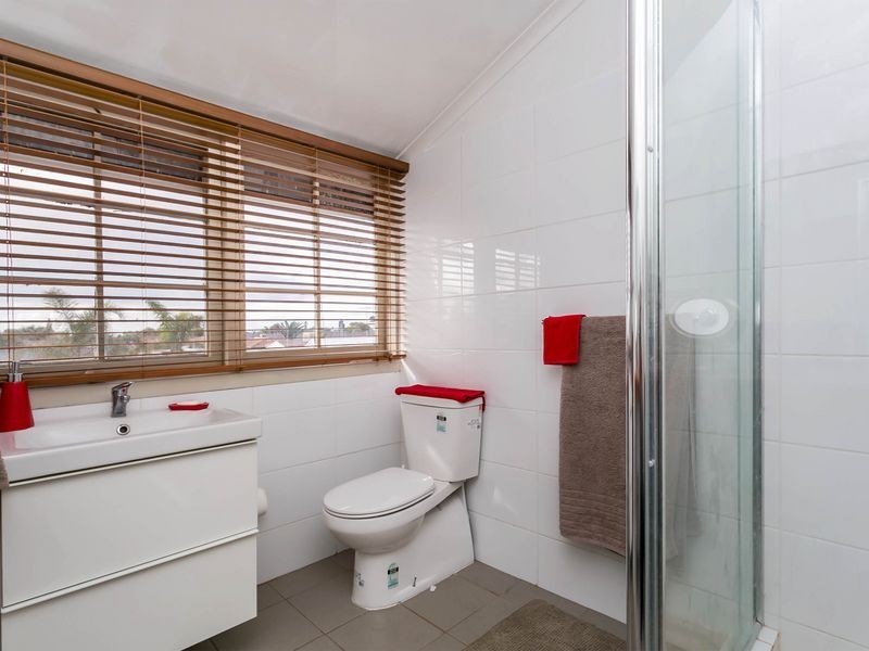 13 Osborne Road, North Haven SA 5018