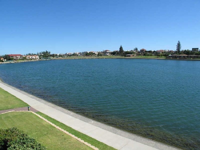 17/72 Military Road, Tennyson SA 5022