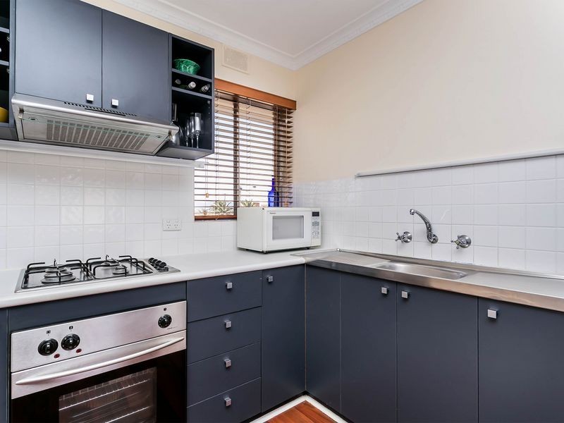 13/4 West Beach Road, West Beach SA 5024