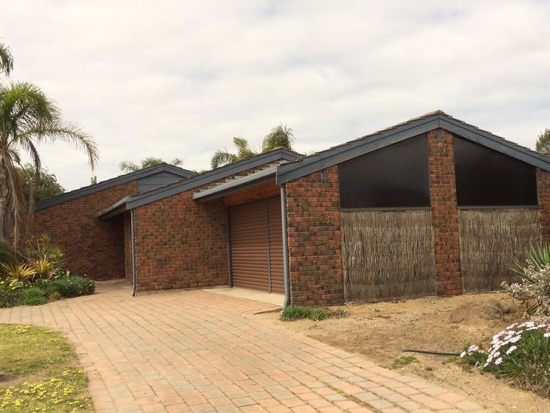 1 Bega Court, West Lakes SA 5021