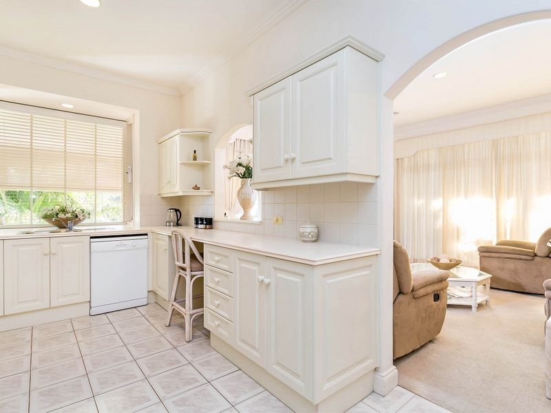 6 Corfu Court, West Lakes SA 5021