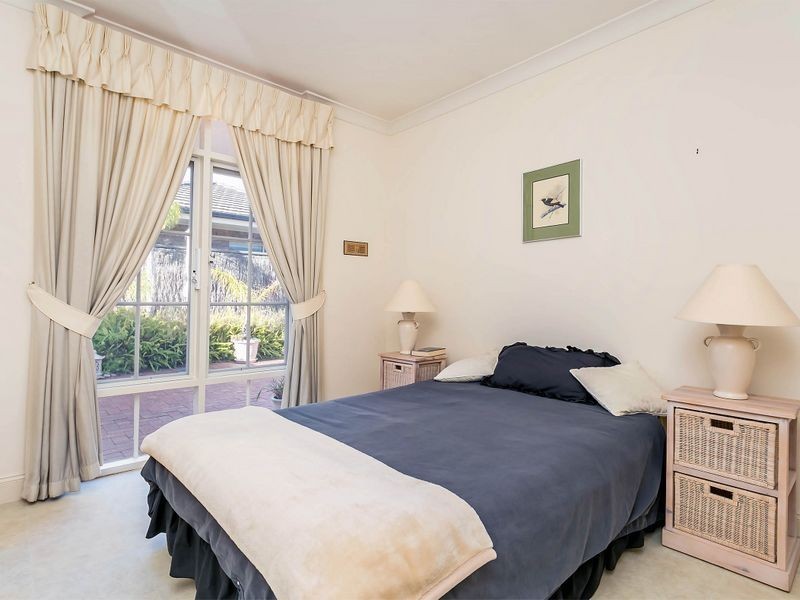 6 Corfu Court, West Lakes SA 5021