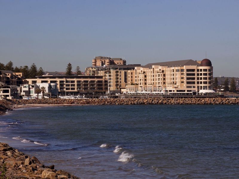 4/44 Esplanade, Glenelg North SA 5045