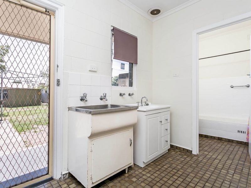 13 Dimboola Road, Taperoo SA 5017