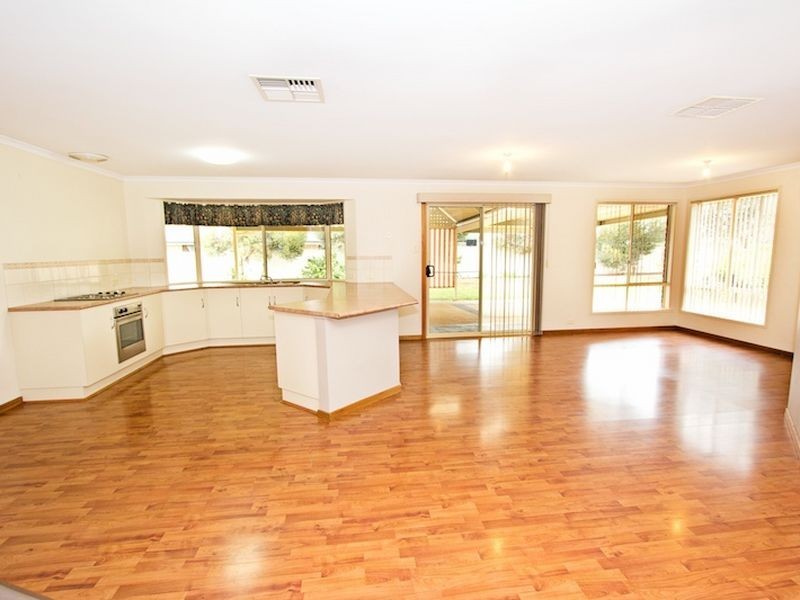 14 Meadow Lane, Roseworthy SA 5371