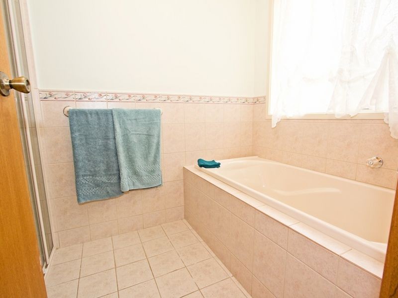 14 Meadow Lane, Roseworthy SA 5371