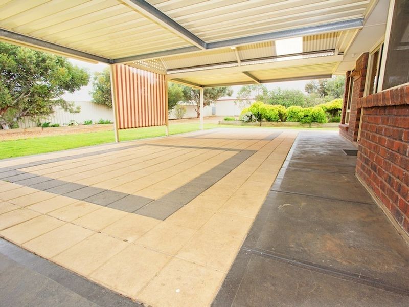 14 Meadow Lane, Roseworthy SA 5371