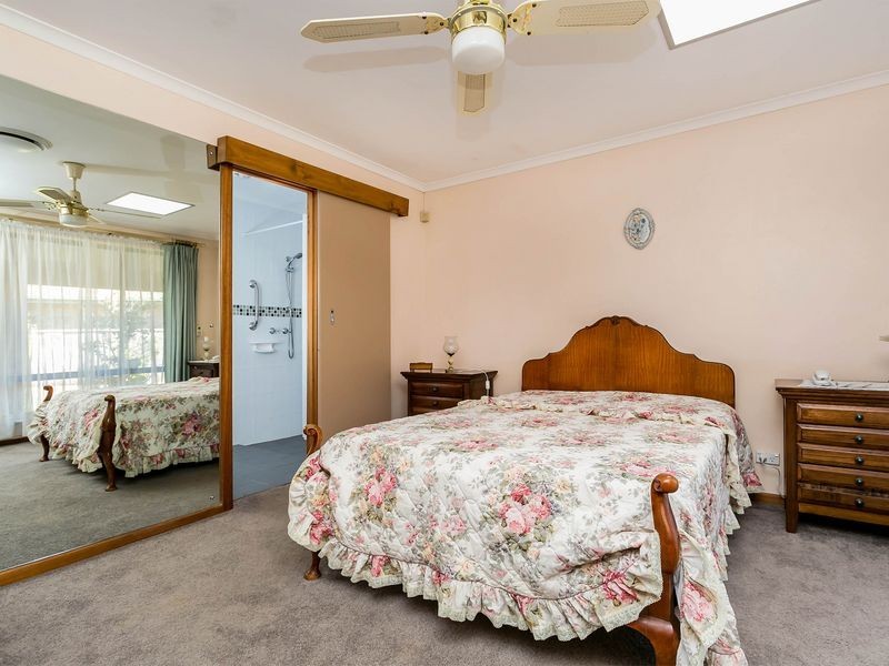 3 Nareeda Way, West Lakes SA 5021