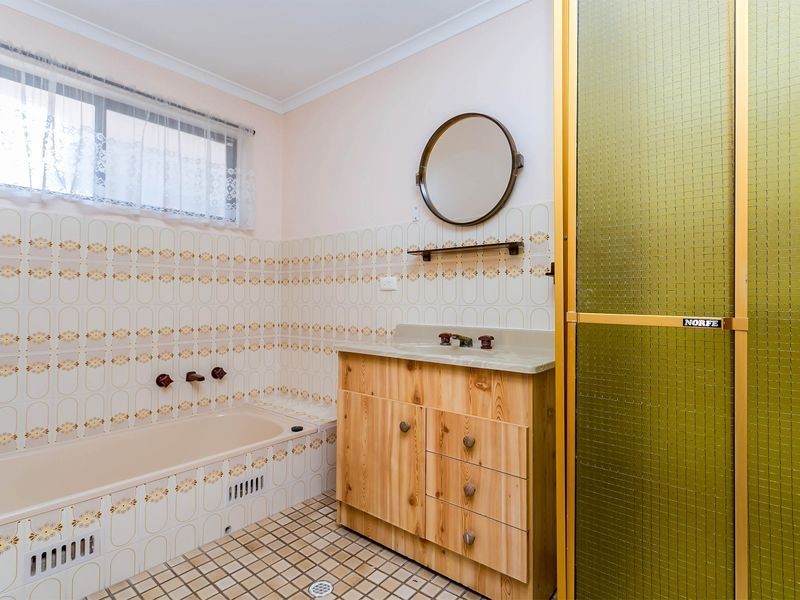 3 Nareeda Way, West Lakes SA 5021