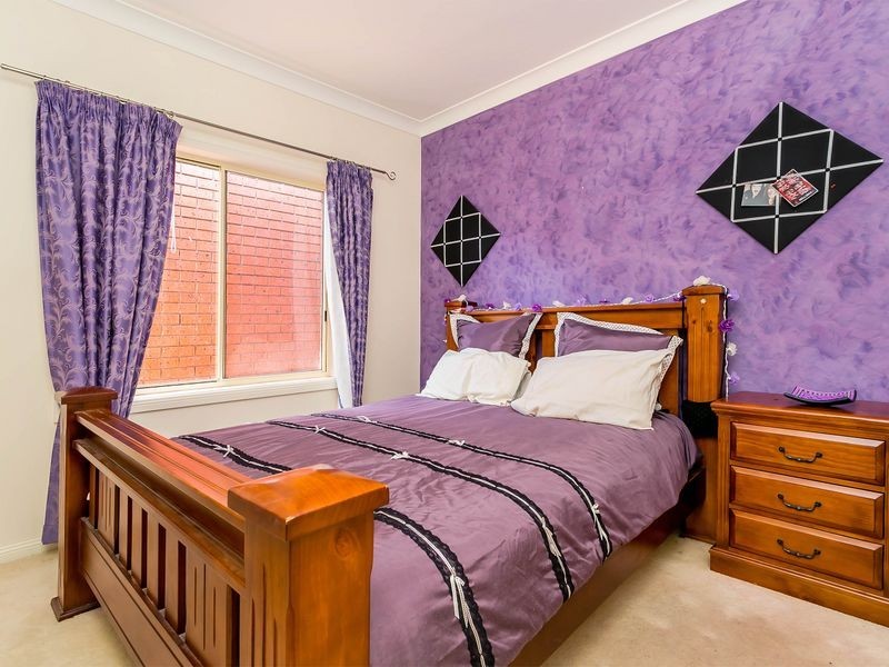 8 North Parade, Royal Park SA 5014