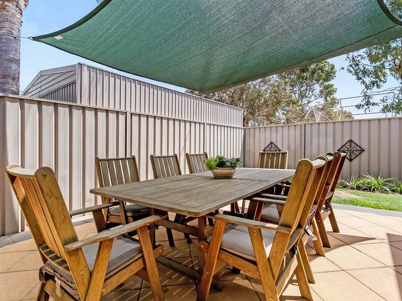 8 North Parade, Royal Park SA 5014