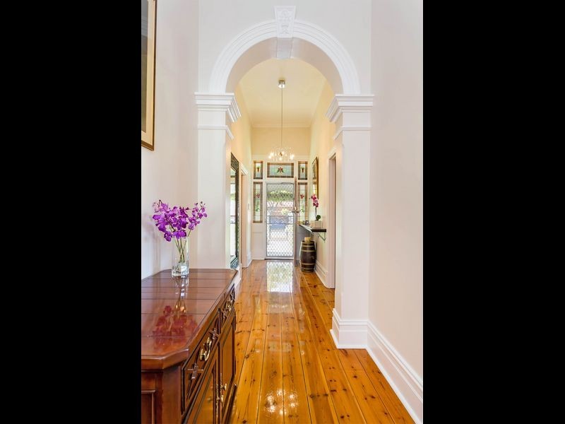 8 Green Road, Woodville West SA 5011