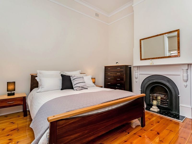 8 Green Road, Woodville West SA 5011