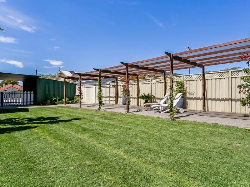 8 Green Road, Woodville West SA 5011