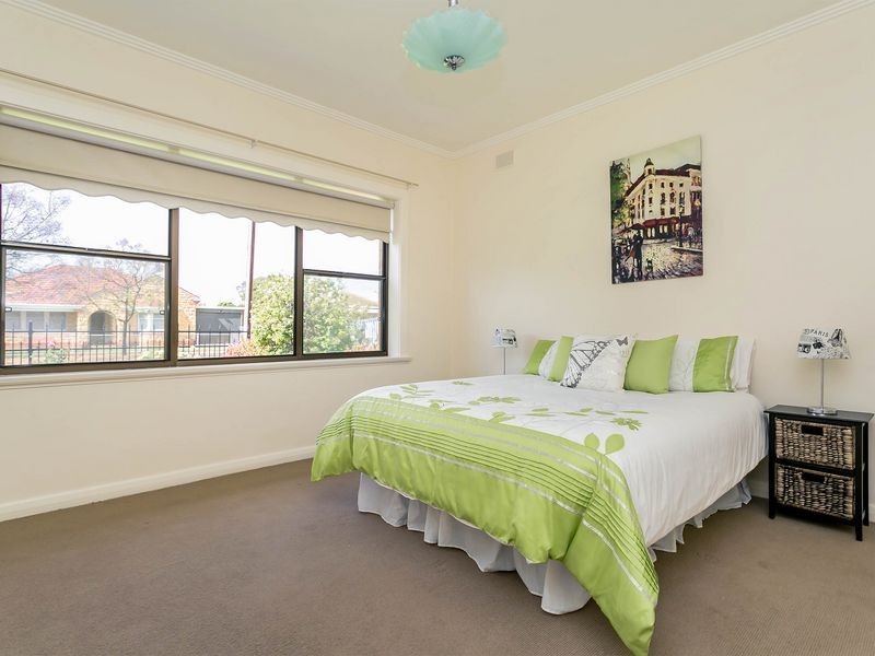 6 Glen Lossie Street, Woodville South SA 5011