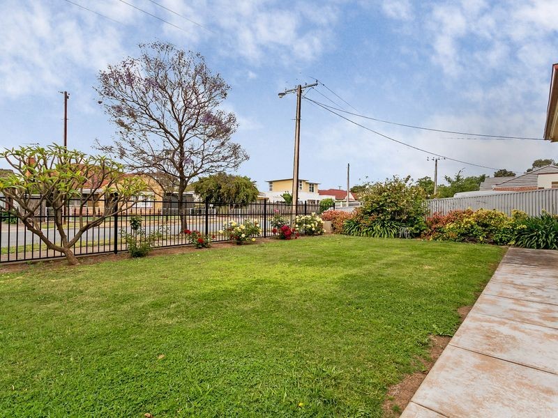 6 Glen Lossie Street, Woodville South SA 5011