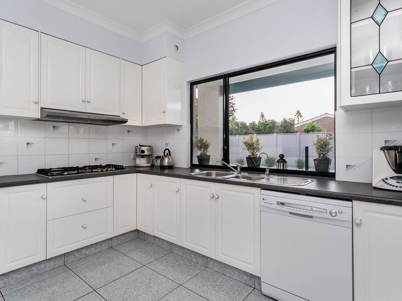 13 Constellation Court, North Haven SA 5018