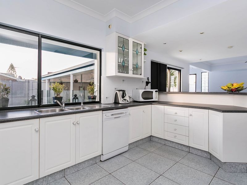 13 Constellation Court, North Haven SA 5018